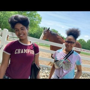 Meet your Posher, Nyssia